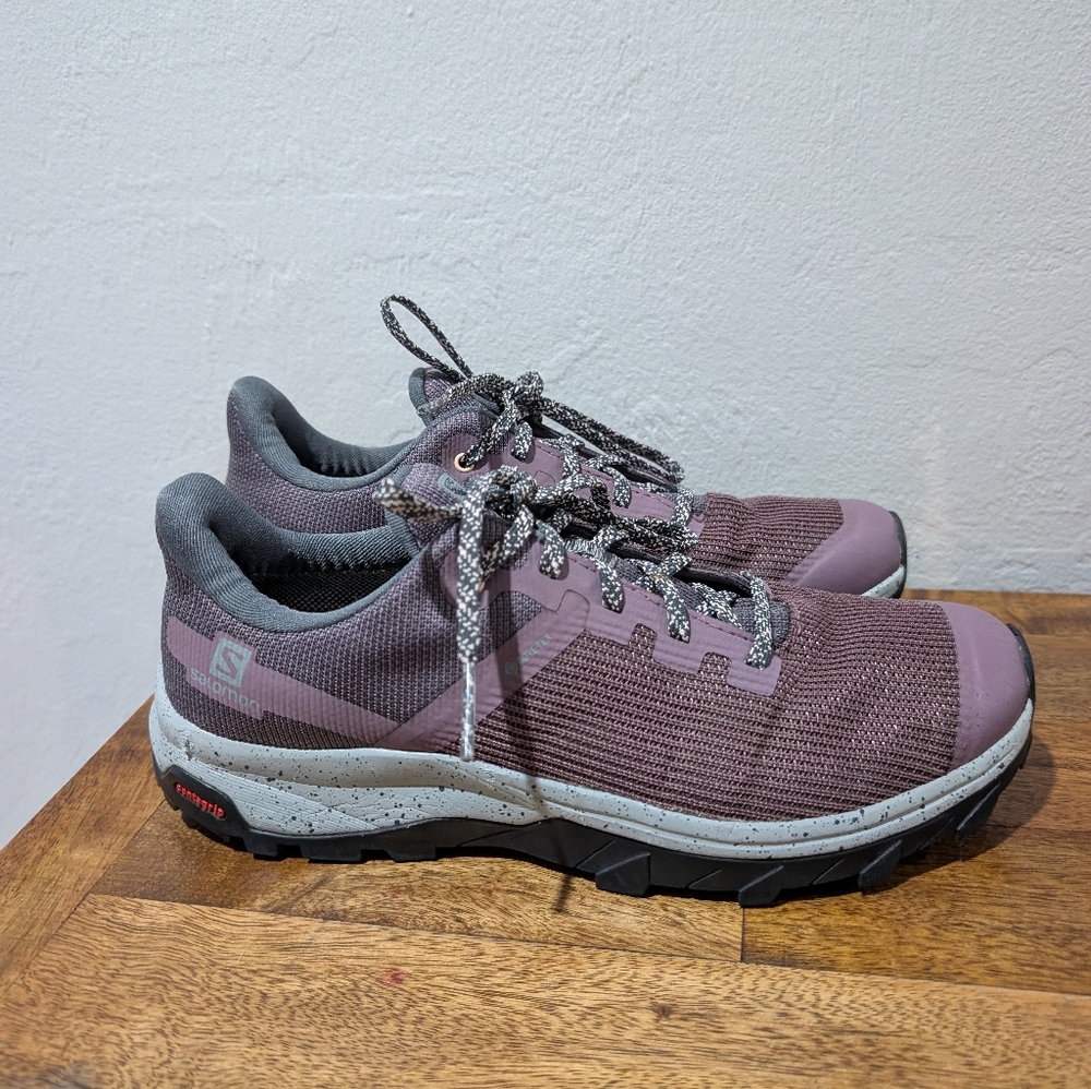 Salomon Purple and‎ Gray Sneakers OUTLINE PRISM GTX Size 7.5